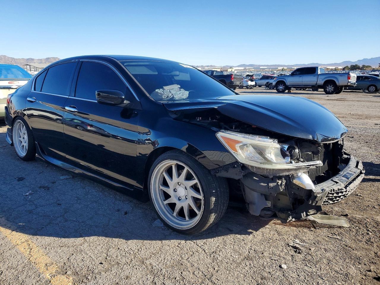2017 HONDA ACCORD