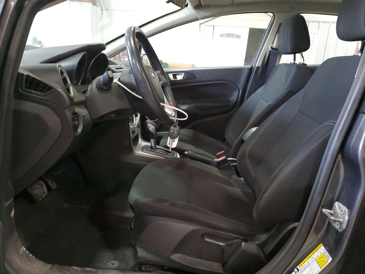 2016 FORD Fiesta