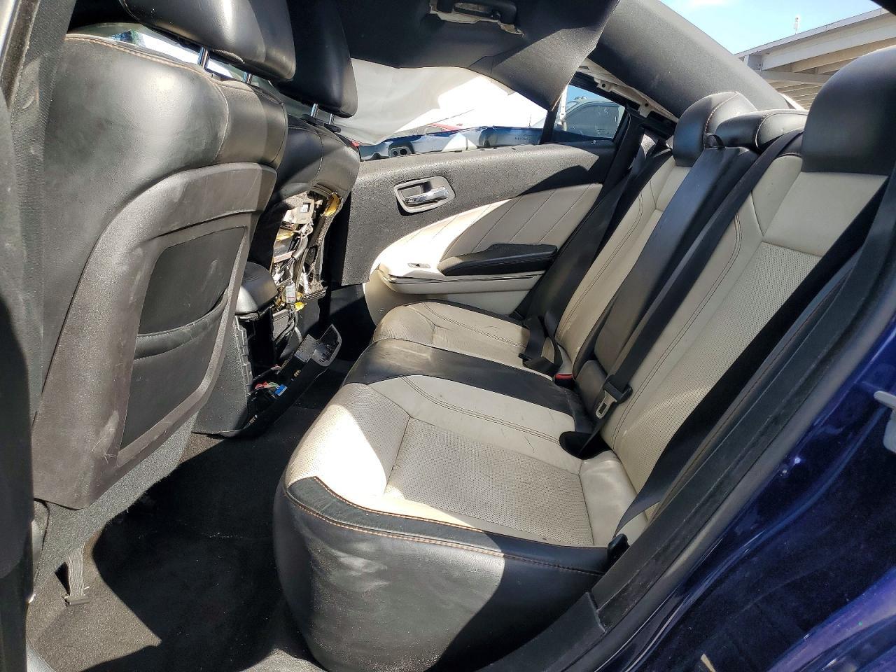 2015 DODGE CHARGER