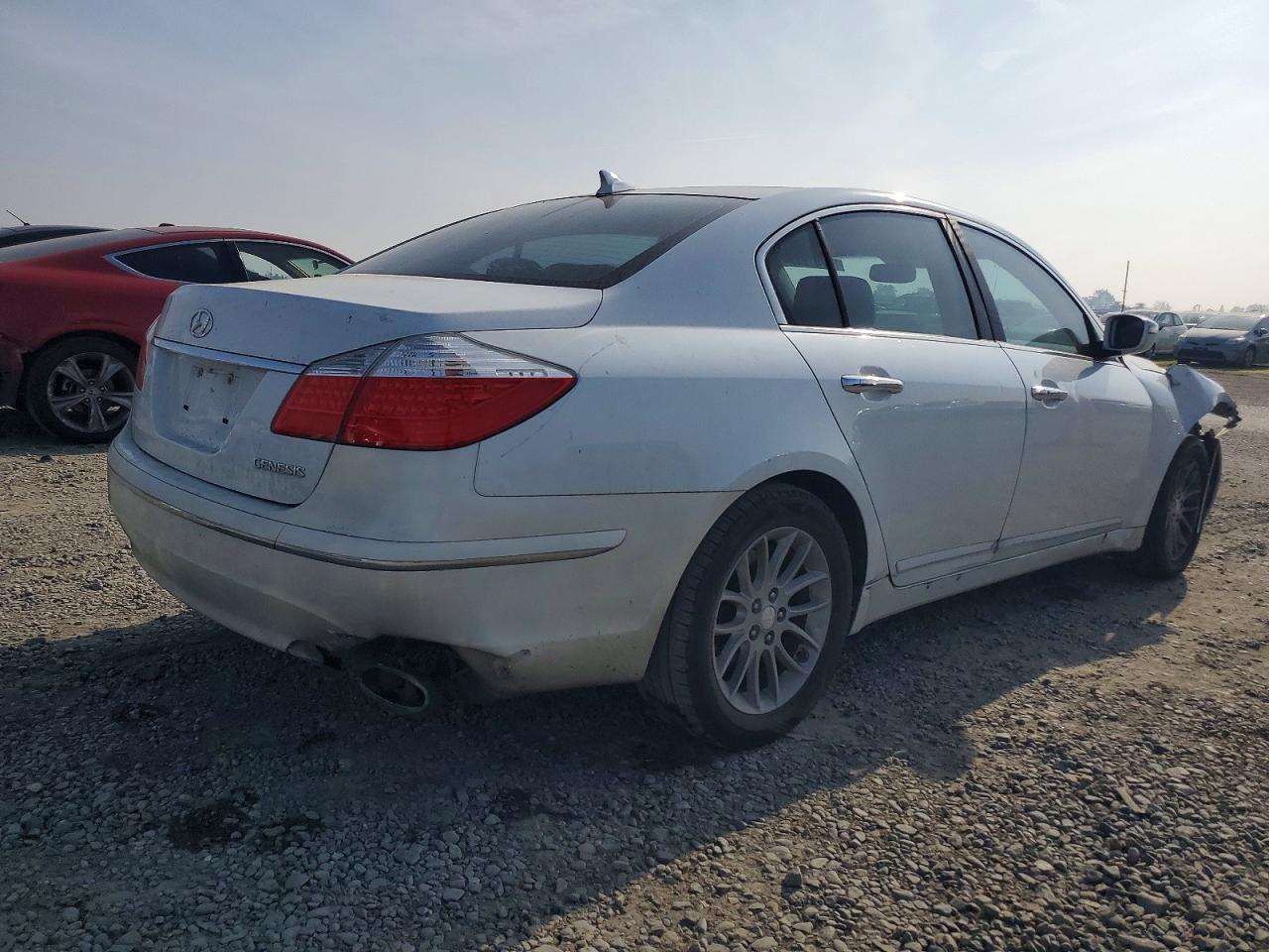 2011 HYUNDAI GENESIS