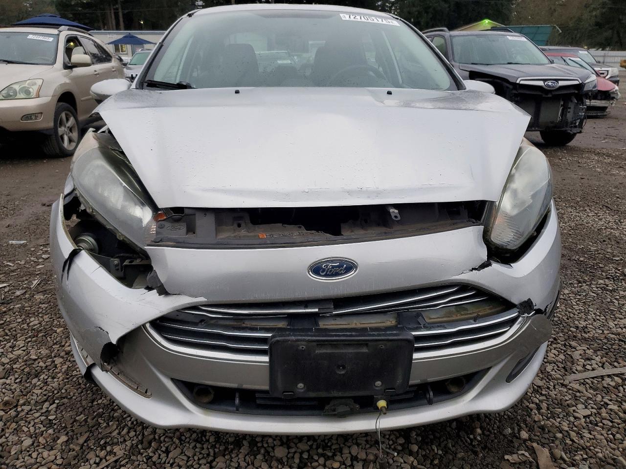 2015 FORD Fiesta