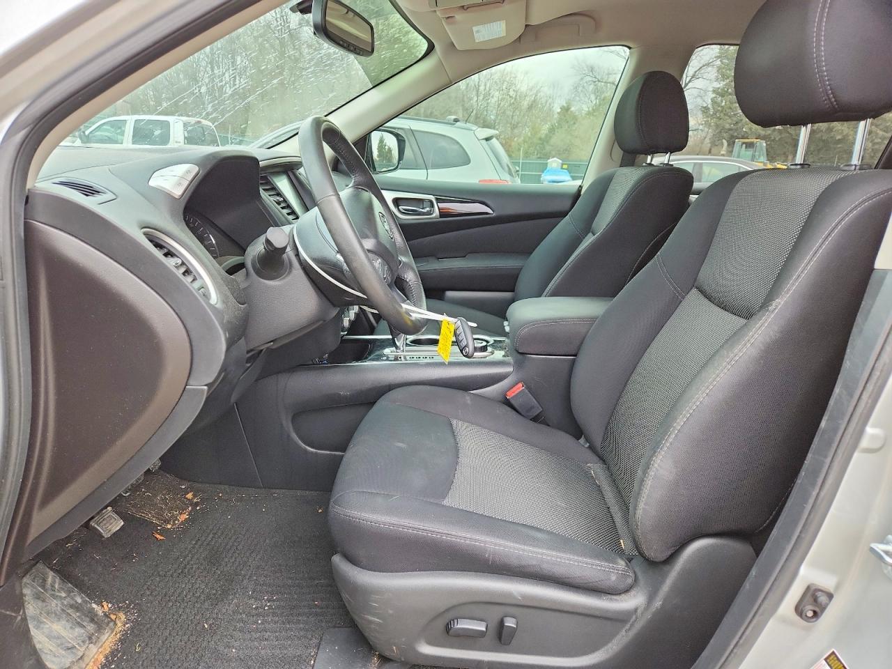 2017 NISSAN PATHFINDER