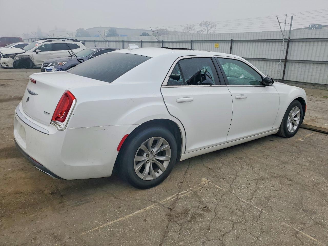 2016 CHRYSLER 300