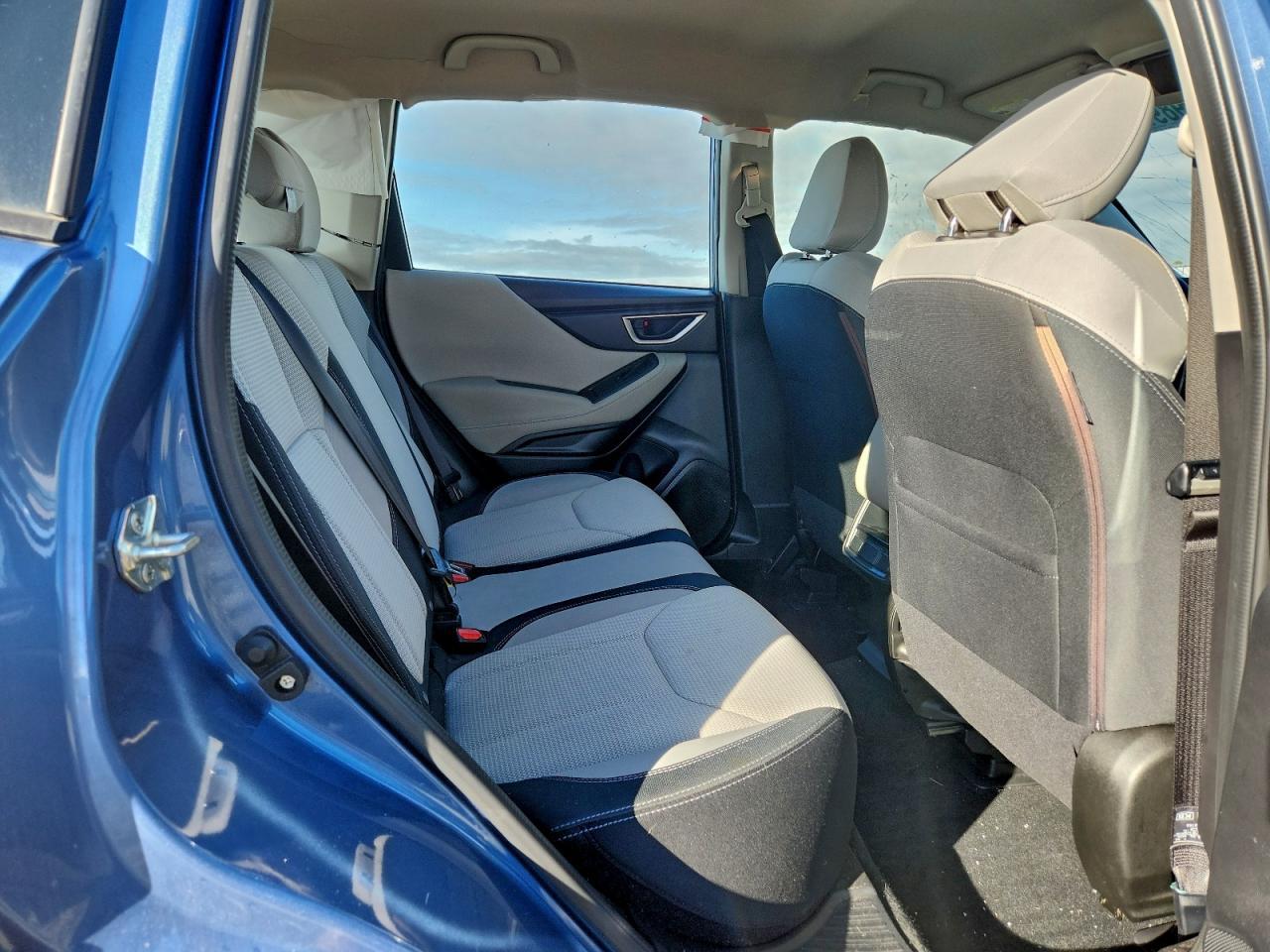 2022 SUBARU FORESTER