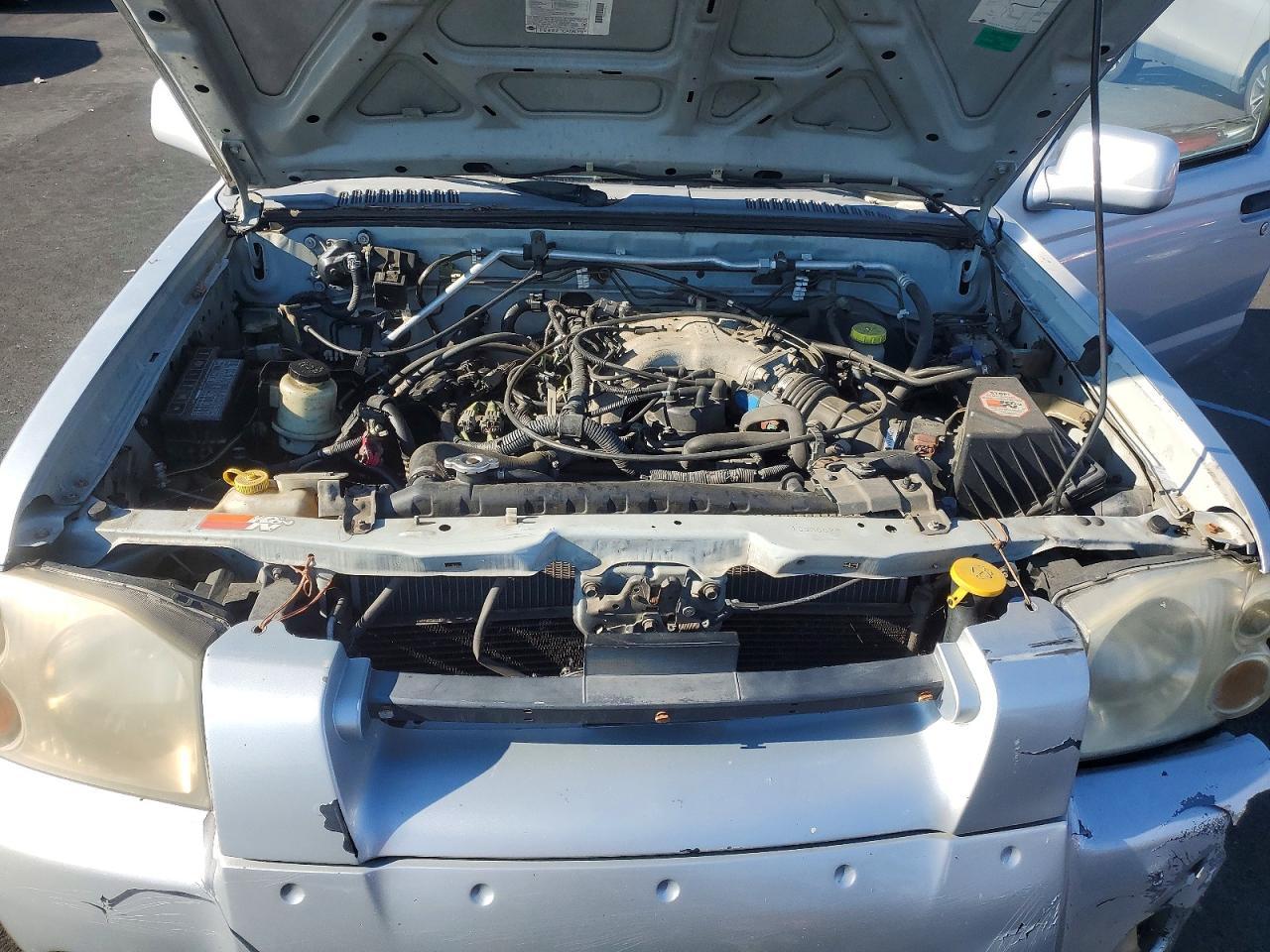 2001 NISSAN Frontier