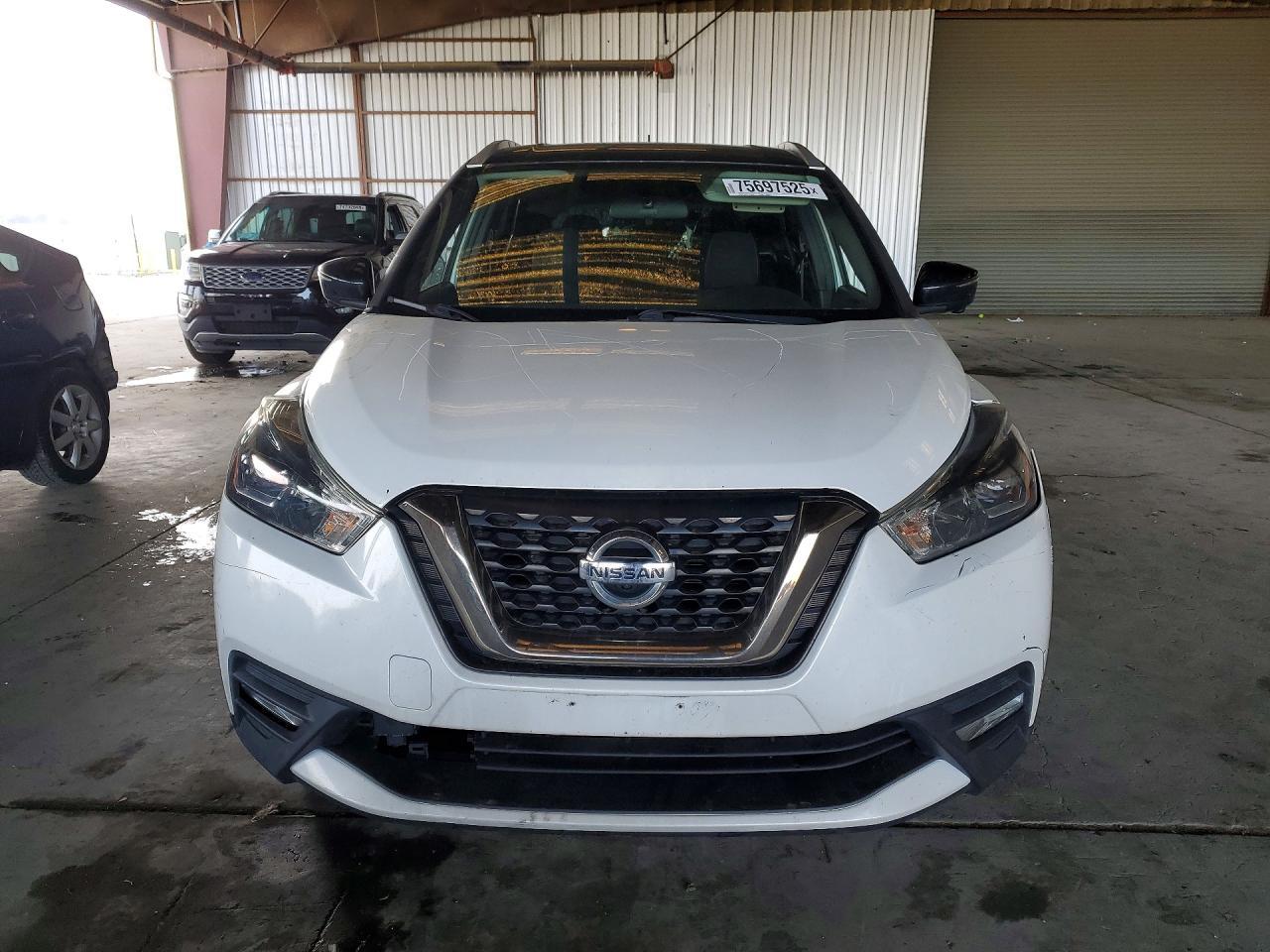 2019 NISSAN KICKS
