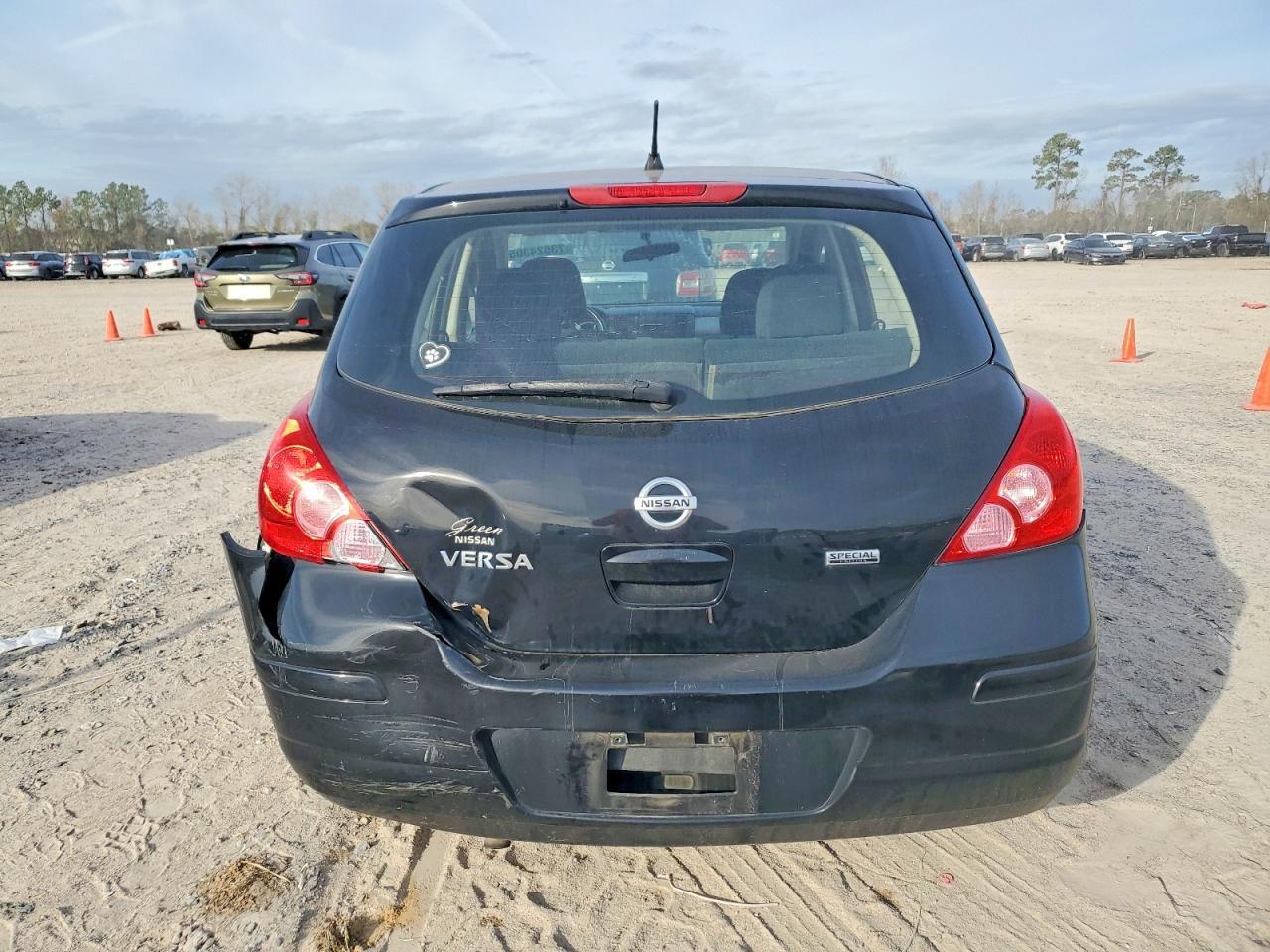 2012 NISSAN VERSA