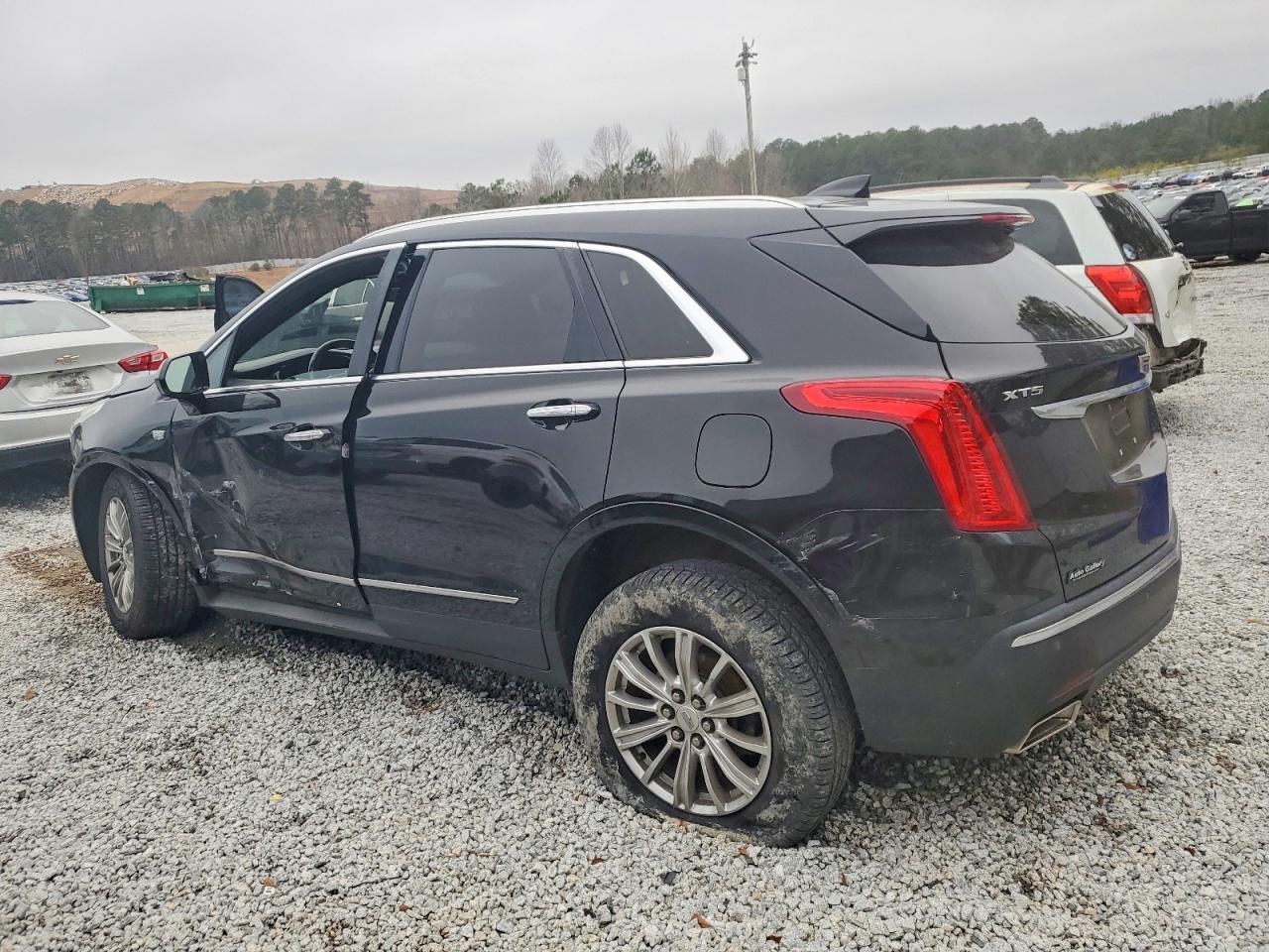 2017 CADILLAC XT5