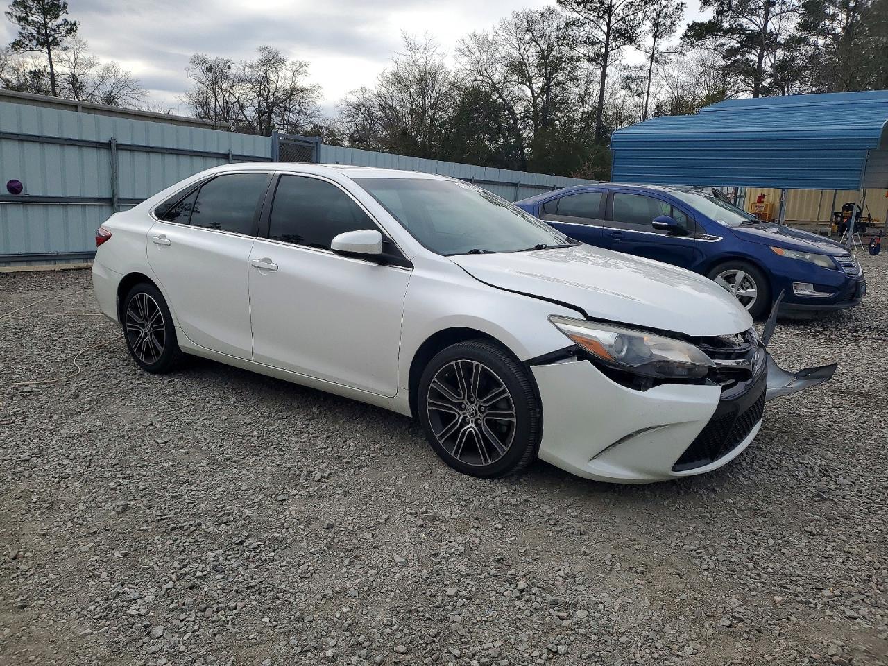 2016 TOYOTA CAMRY