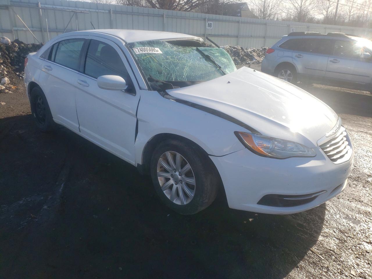 2013 CHRYSLER 200
