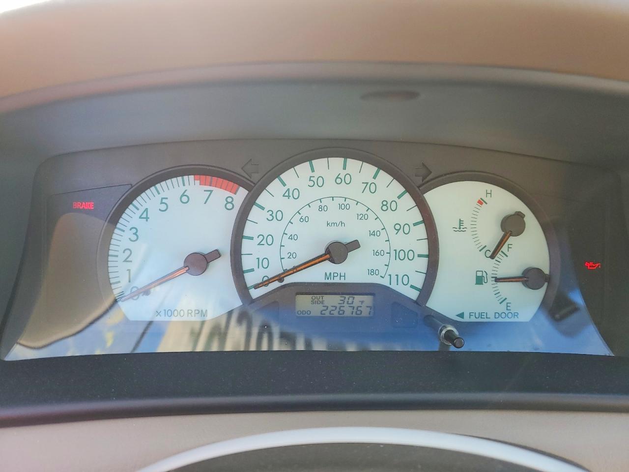 2004 TOYOTA COROLLA