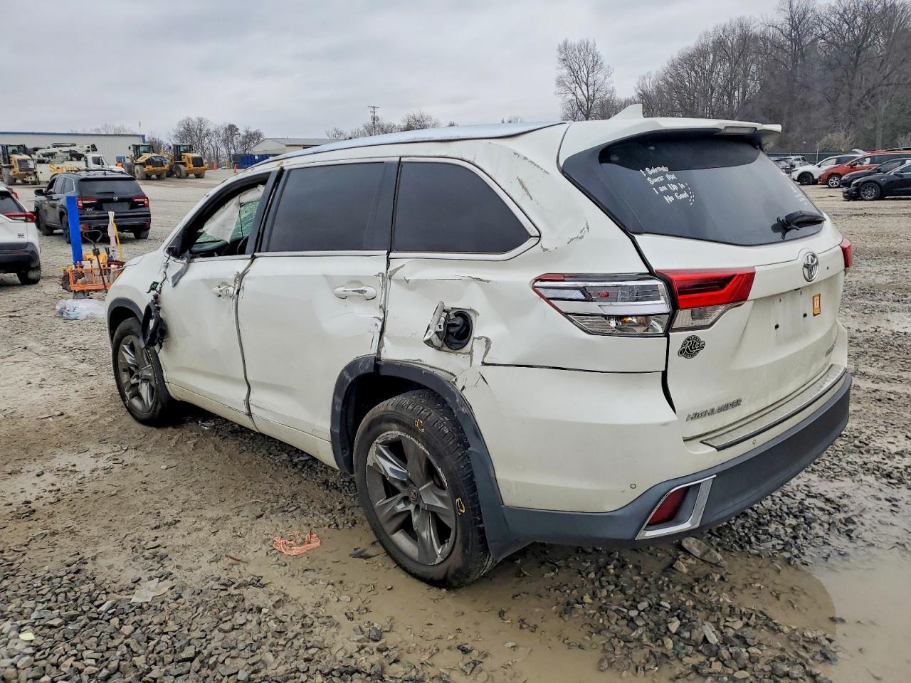 2017 TOYOTA HIGHLANDER