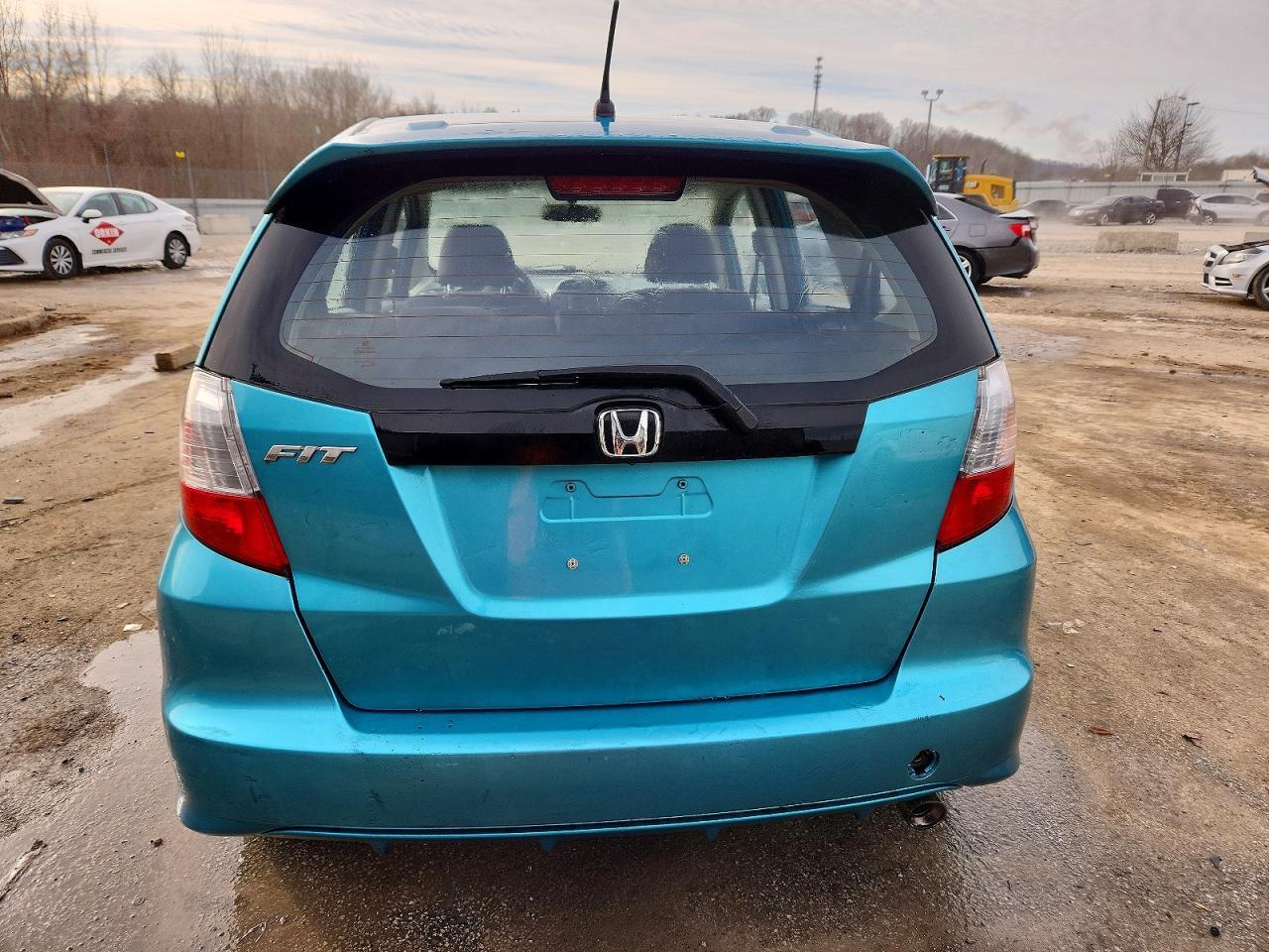 2012 HONDA FIT