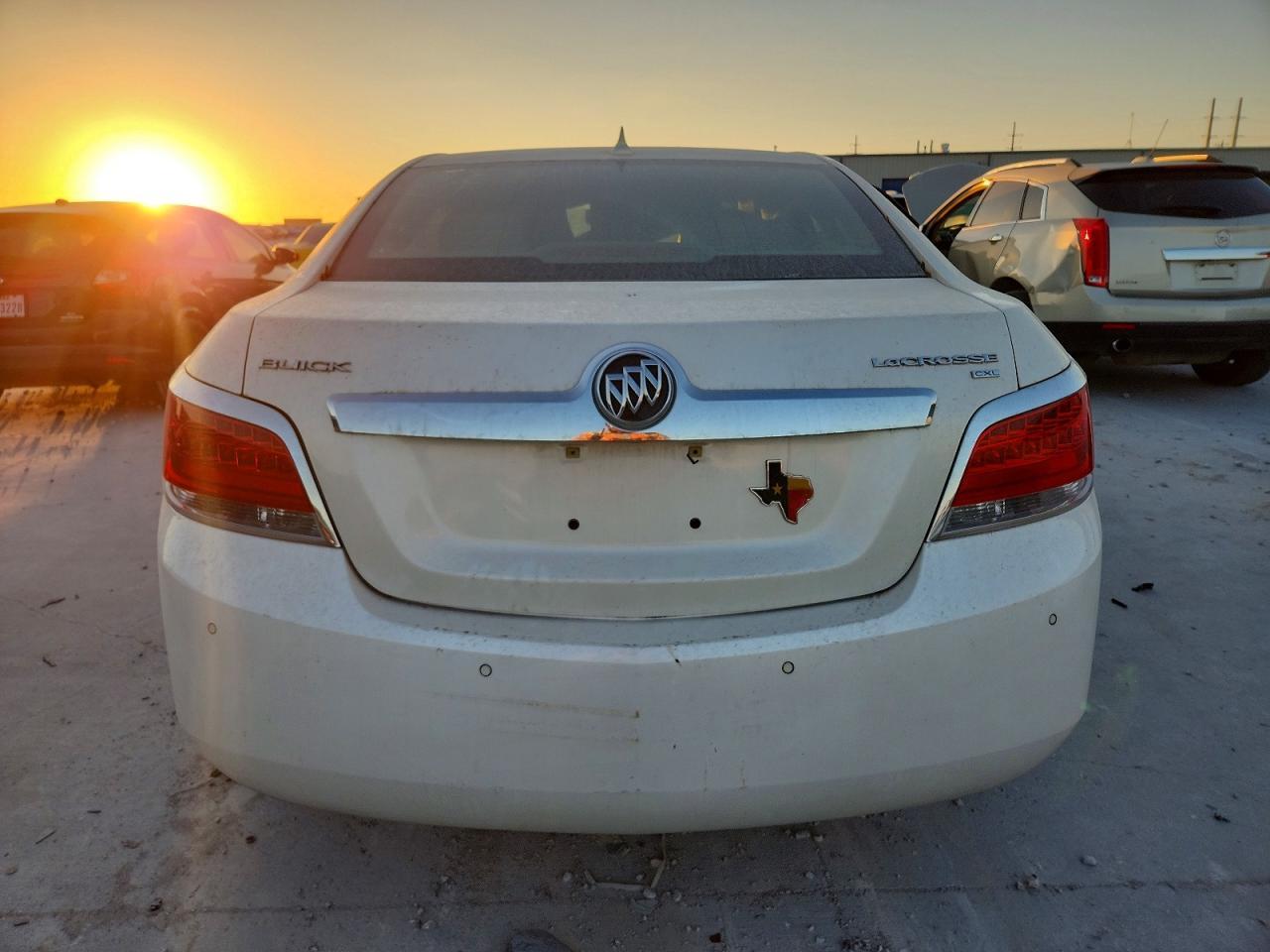 2010 BUICK LACROSSE