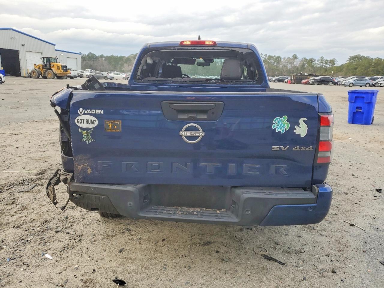 2022 NISSAN Frontier
