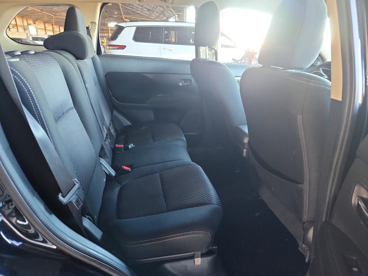 2018 MITSUBISHI outlander