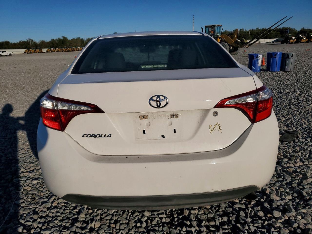 2016 TOYOTA COROLLA