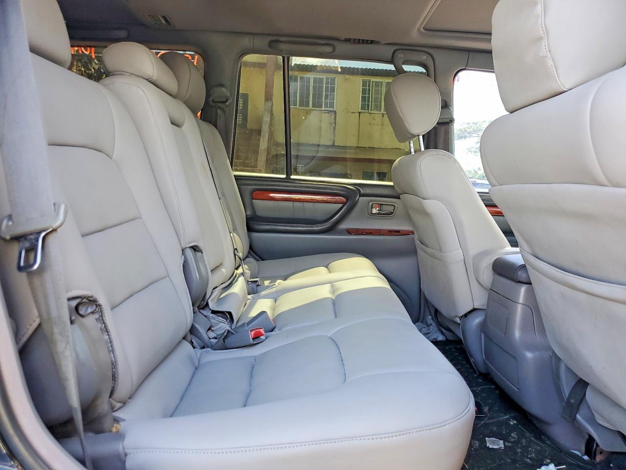2001 LEXUS Lx 470