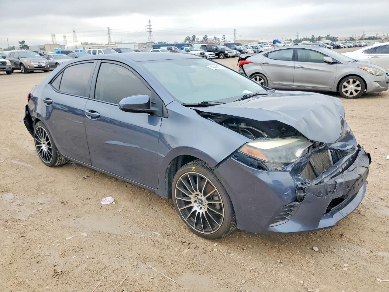 2016 TOYOTA COROLLA