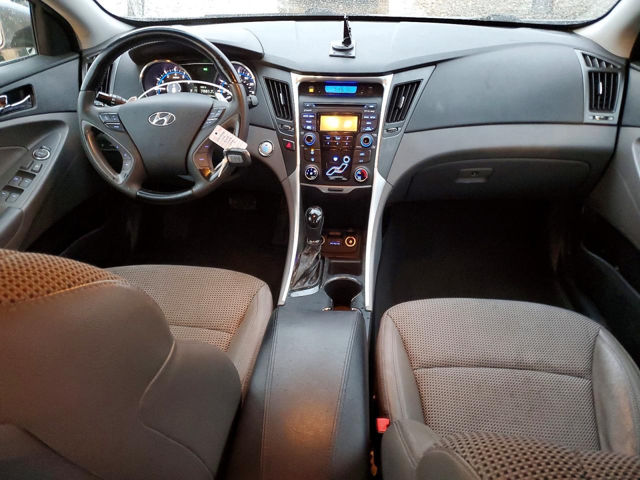 2012 HYUNDAI SONATA