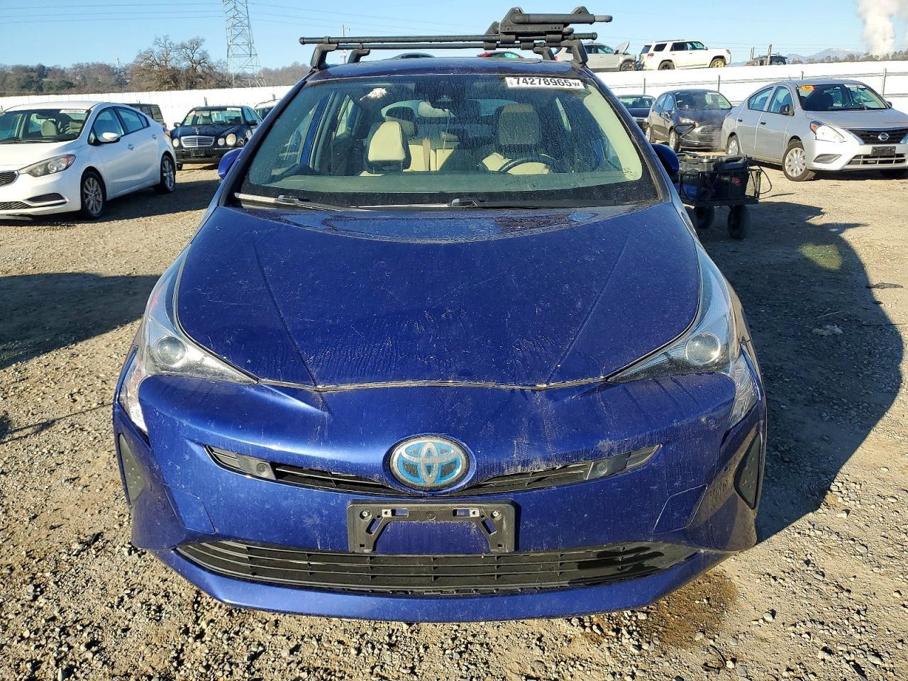 2016 TOYOTA PRIUS