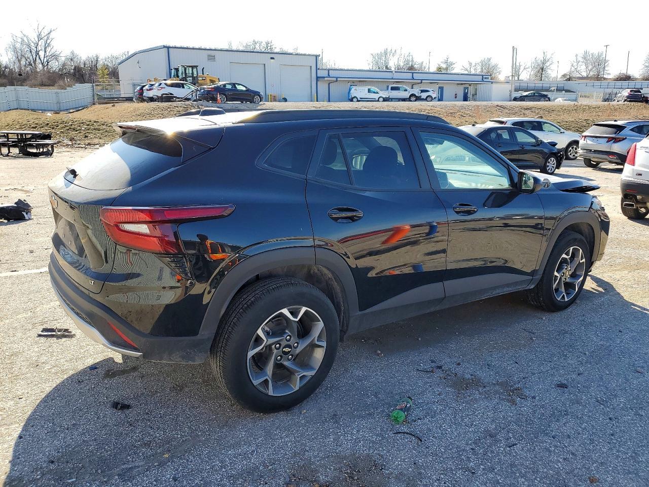 2025 CHEVROLET TRAX