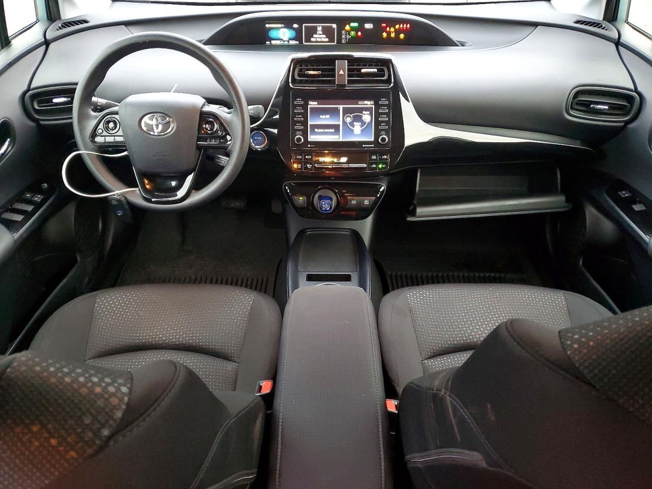 2022 TOYOTA PRIUS