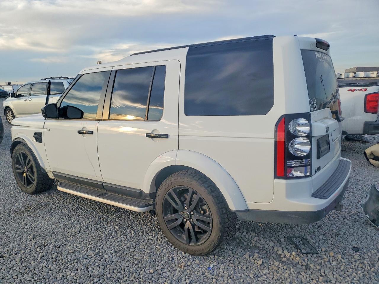 2016 LAND ROVER LR4