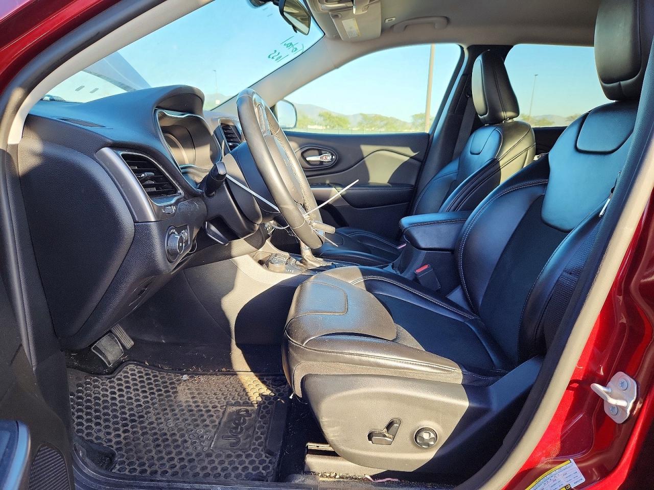 2019 JEEP CHEROKEE