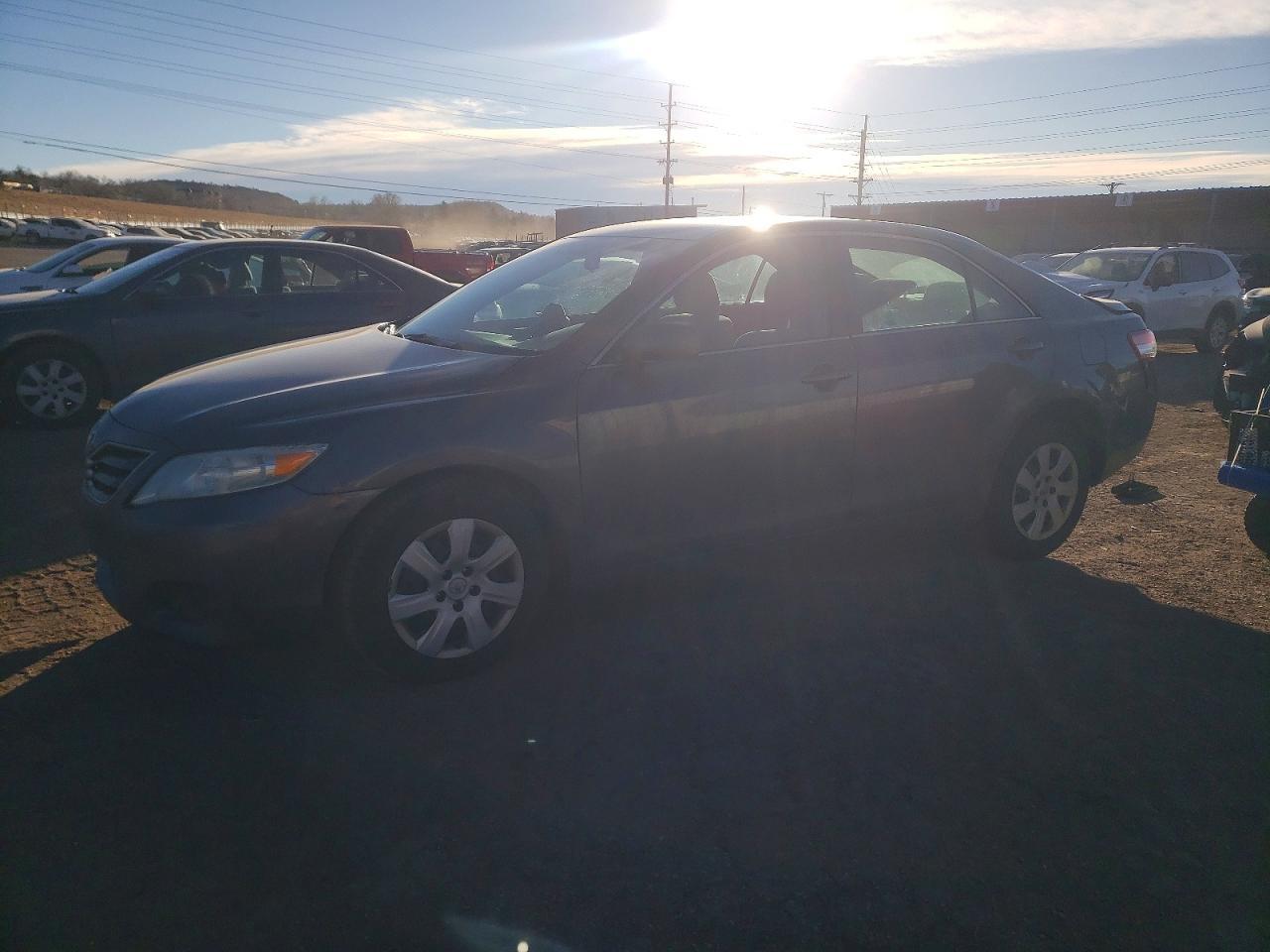 2011 TOYOTA CAMRY