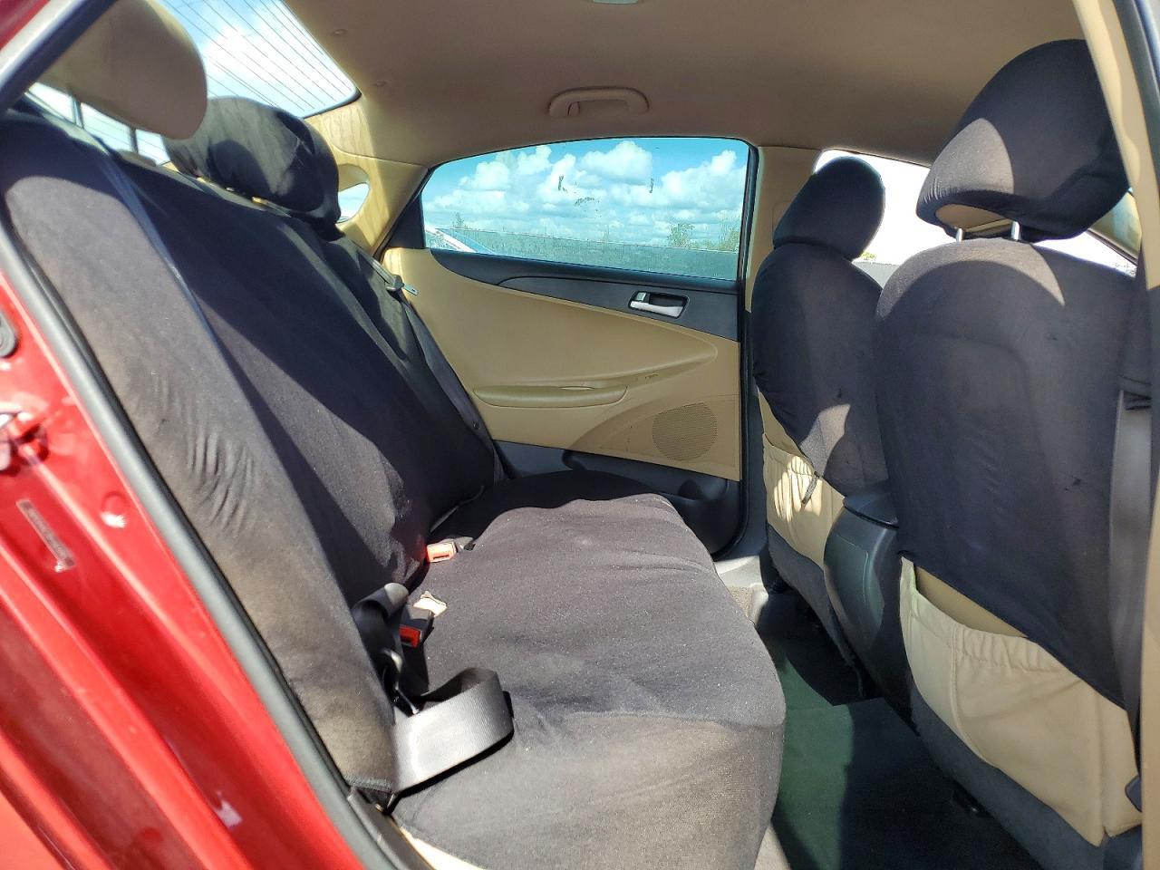 2013 HYUNDAI SONATA