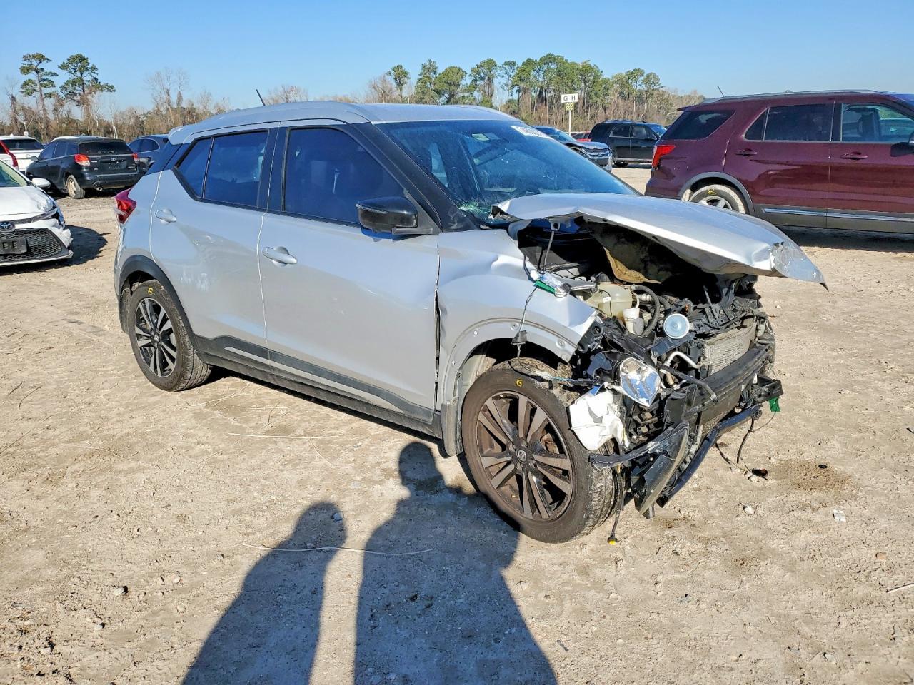 2019 NISSAN KICKS