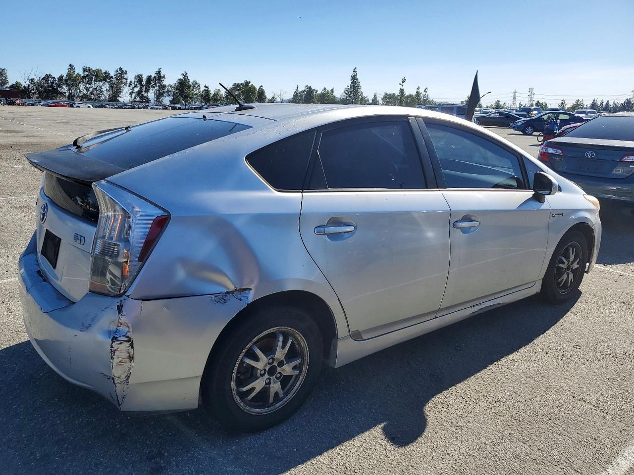 2011 TOYOTA PRIUS