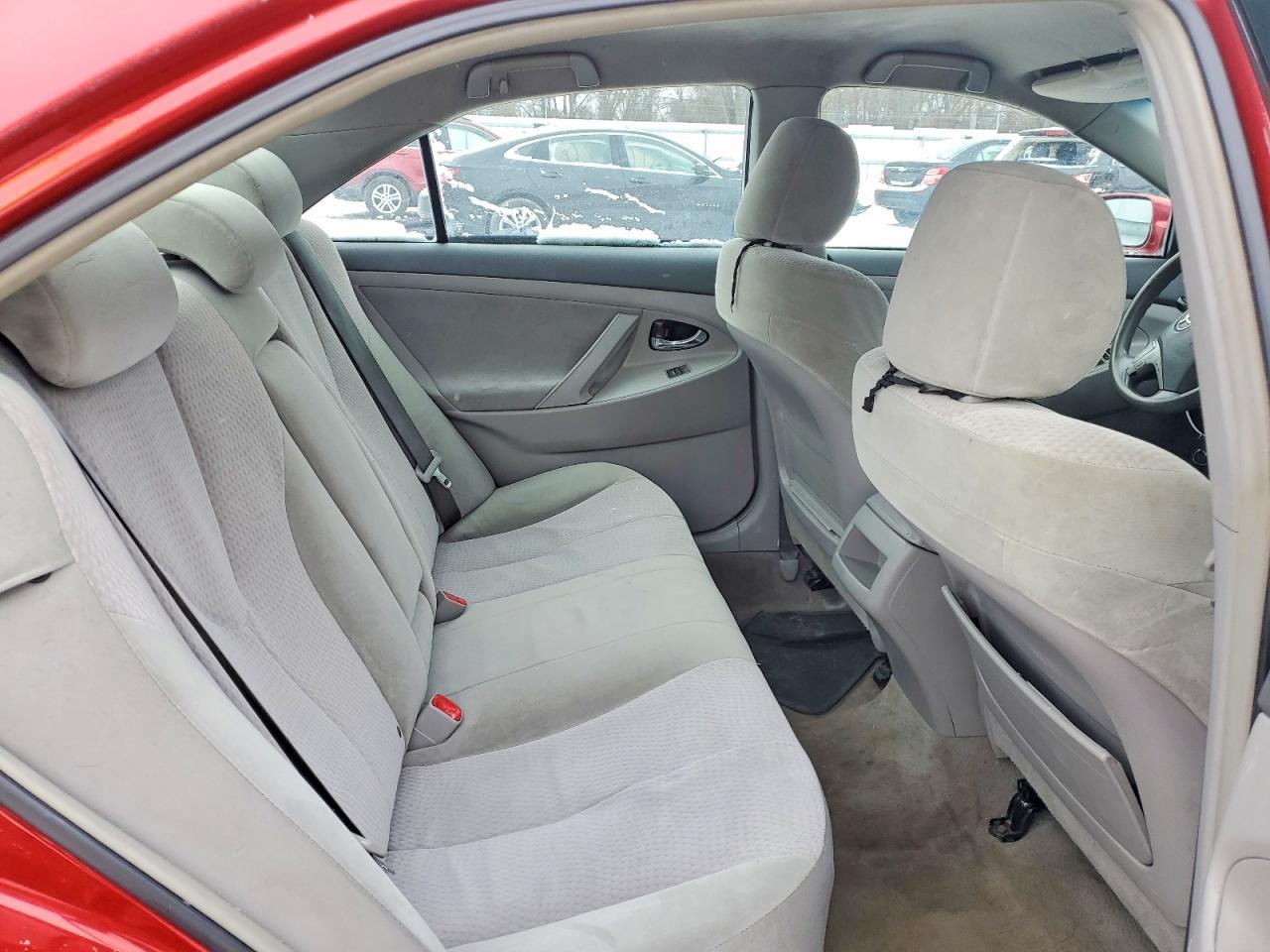 2011 TOYOTA CAMRY