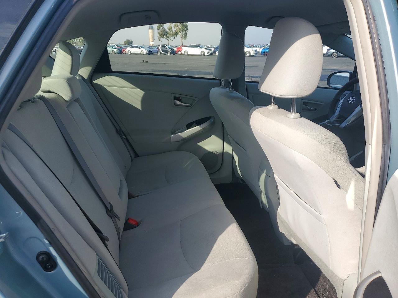 2015 TOYOTA PRIUS