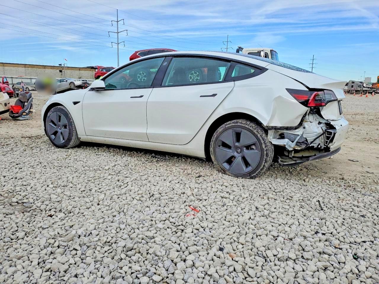 2023 TESLA MODEL 3