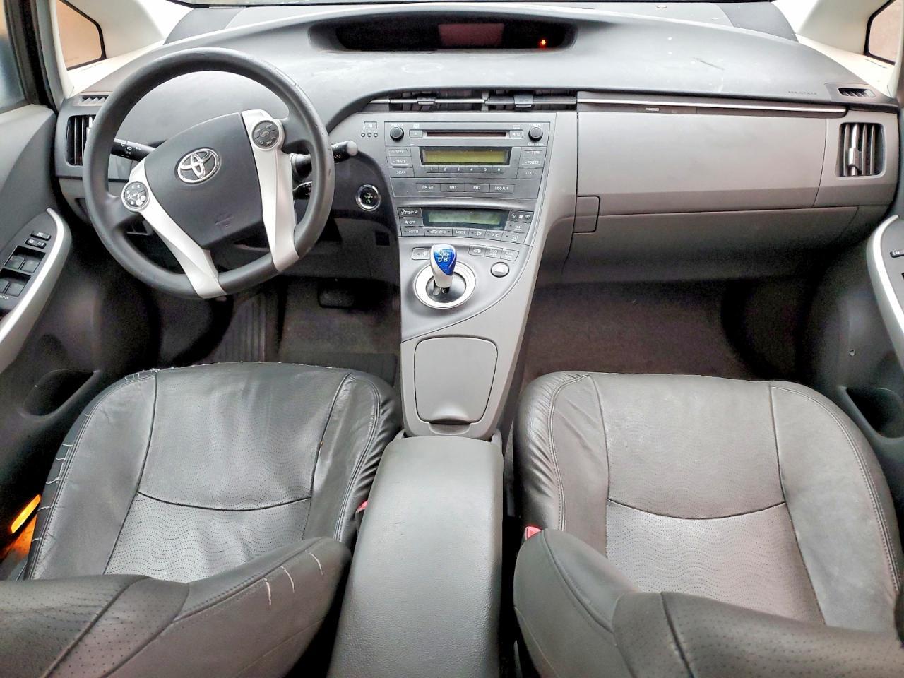 2010 TOYOTA PRIUS