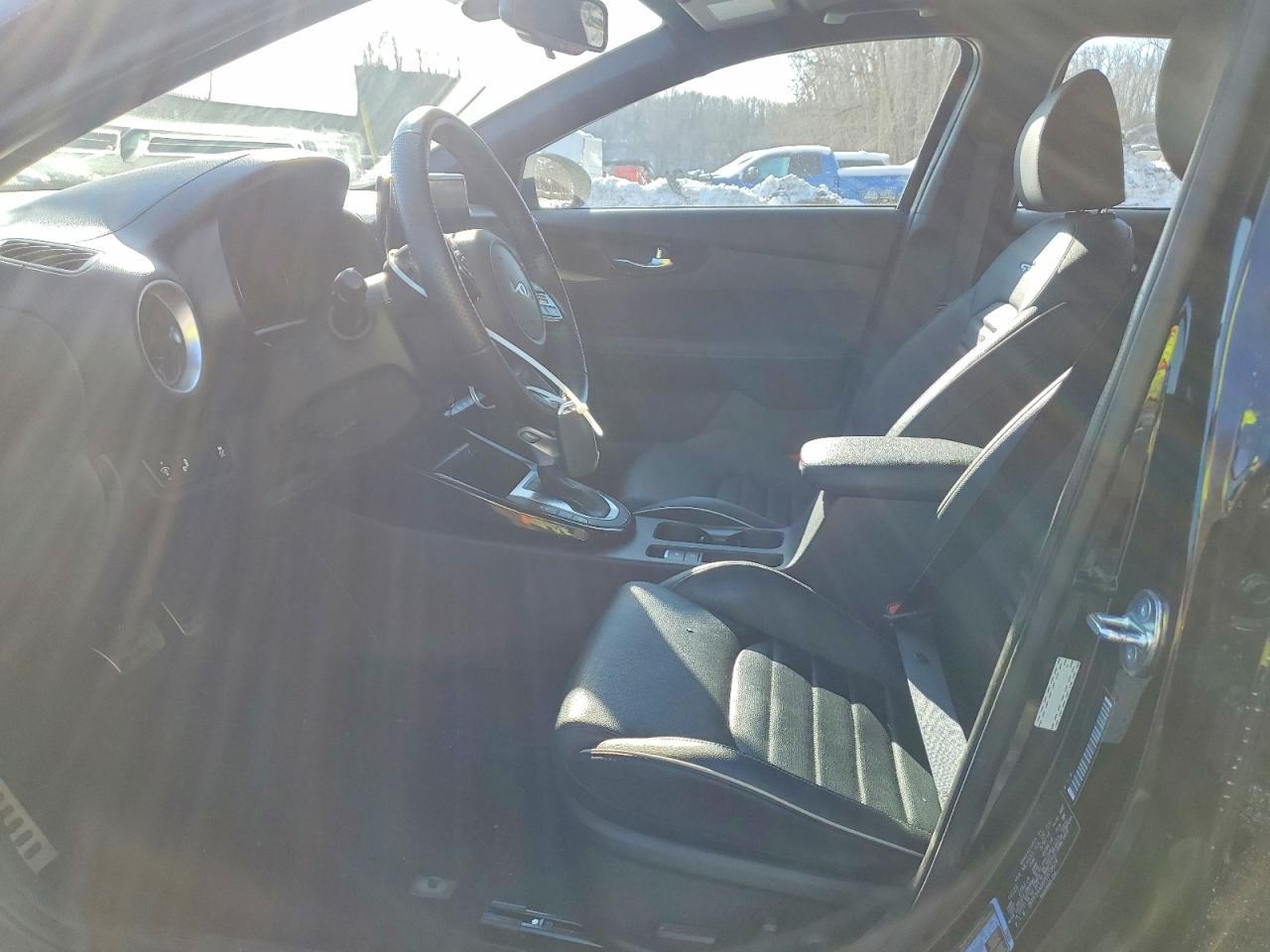 2023 KIA FORTE