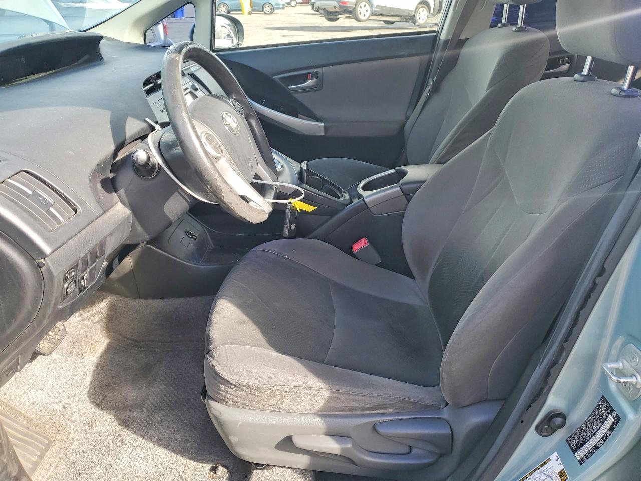 2013 TOYOTA PRIUS
