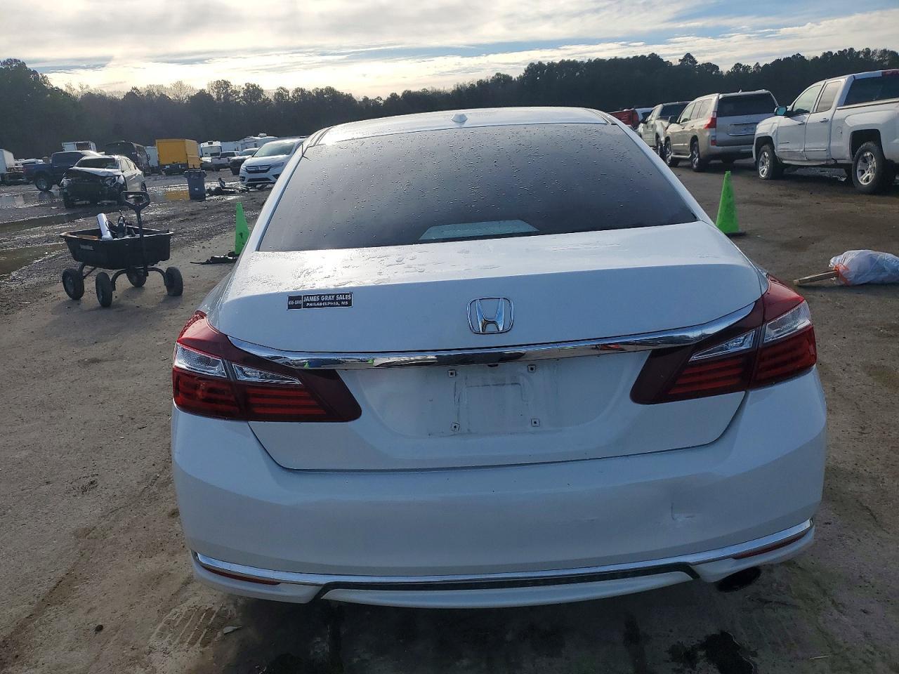 2017 HONDA ACCORD