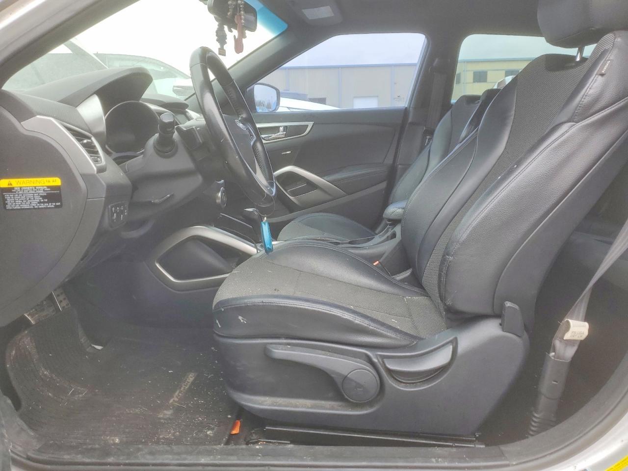 2016 HYUNDAI VELOSTER