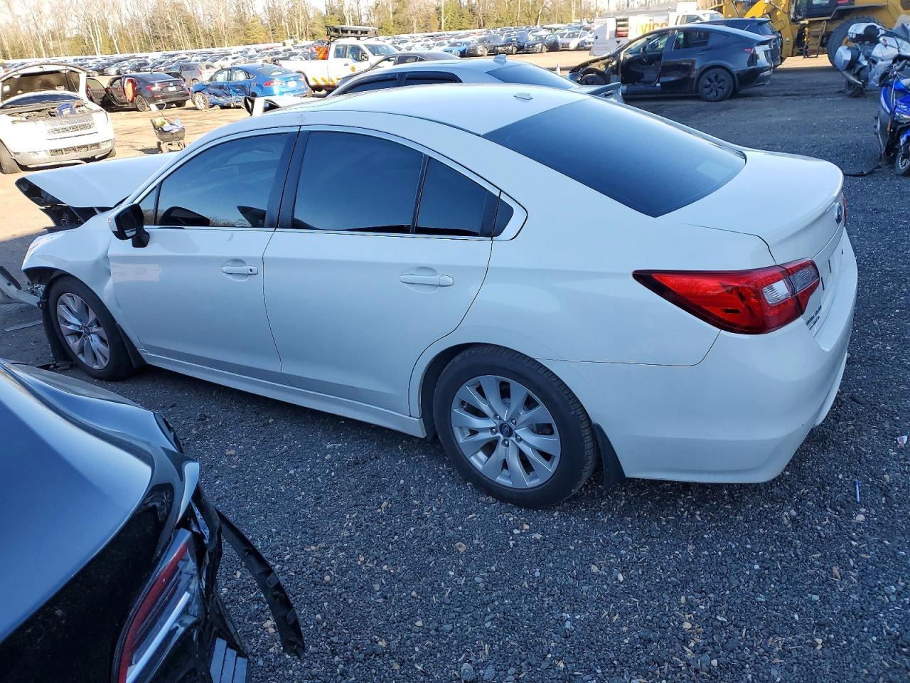 2015 SUBARU Legacy
