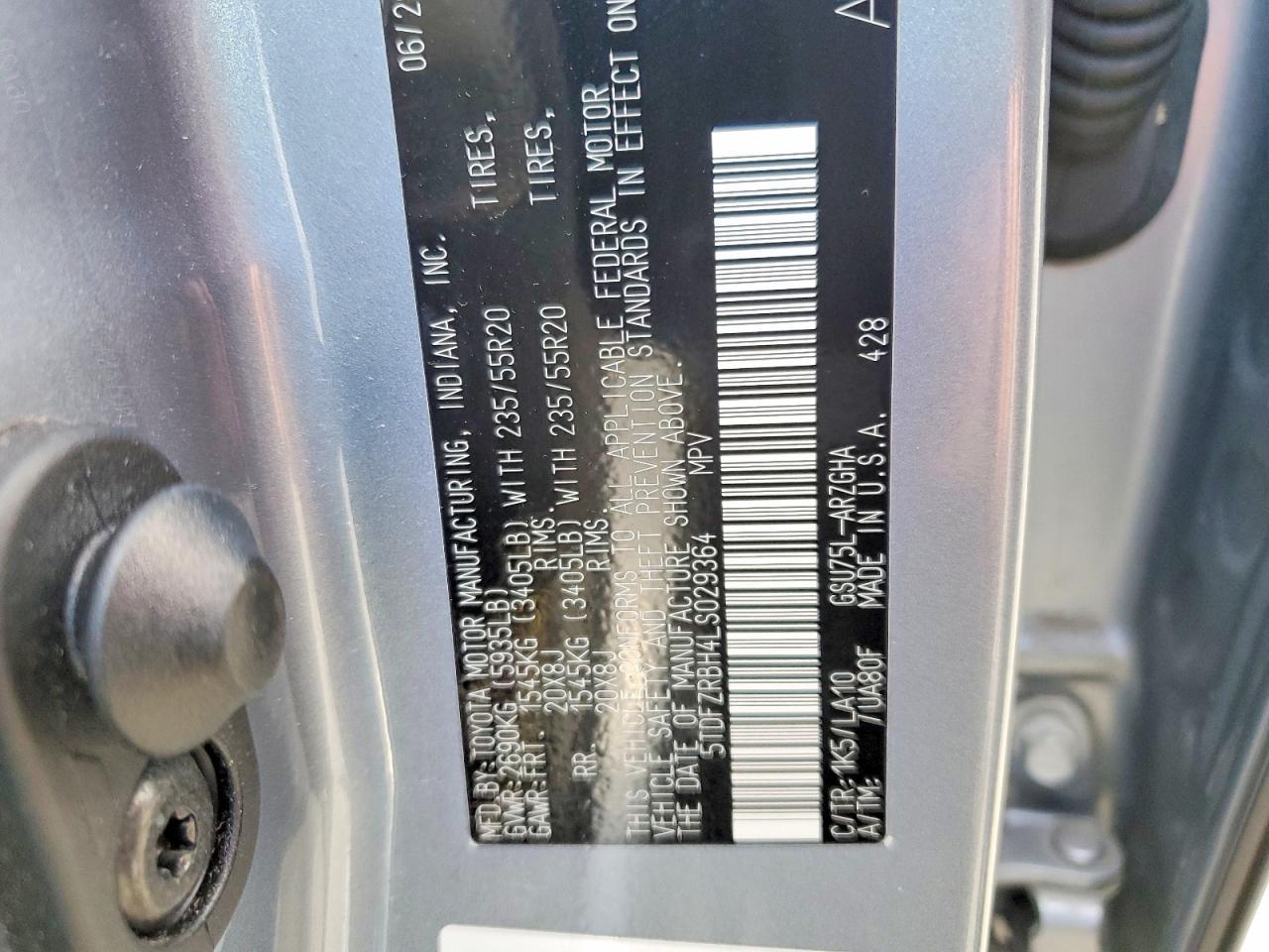 2020 TOYOTA HIGHLANDER