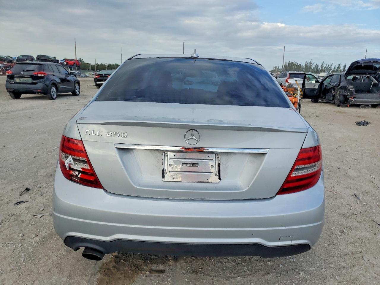 2014 MERCEDES-BENZ C-CLASS