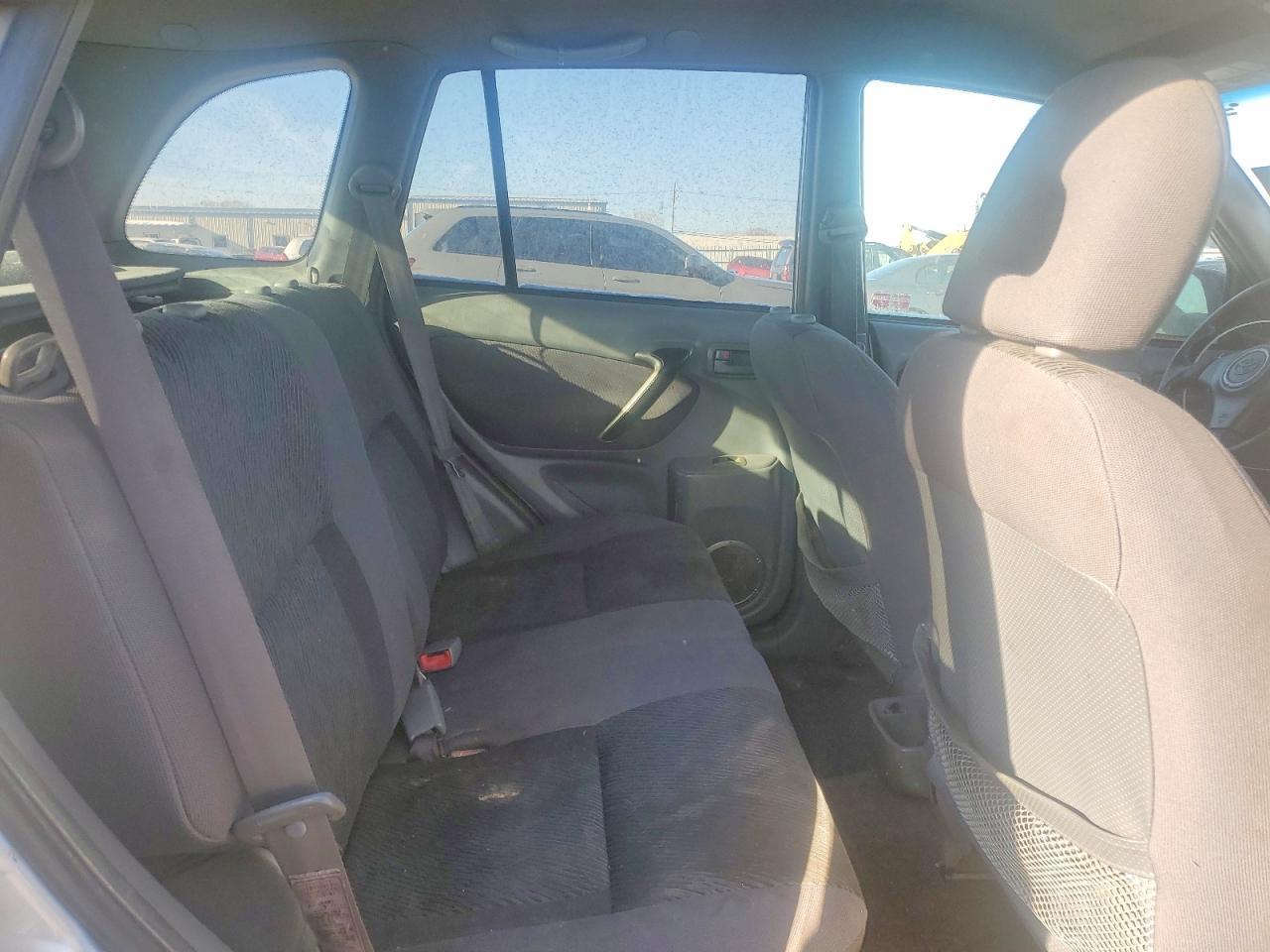 2001 TOYOTA RAV4