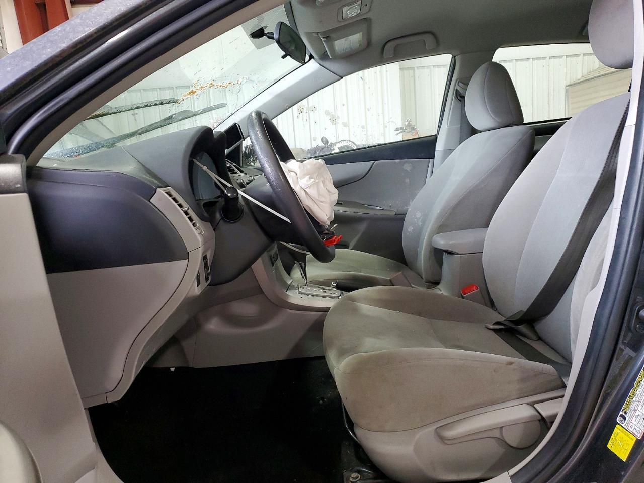 2011 TOYOTA COROLLA
