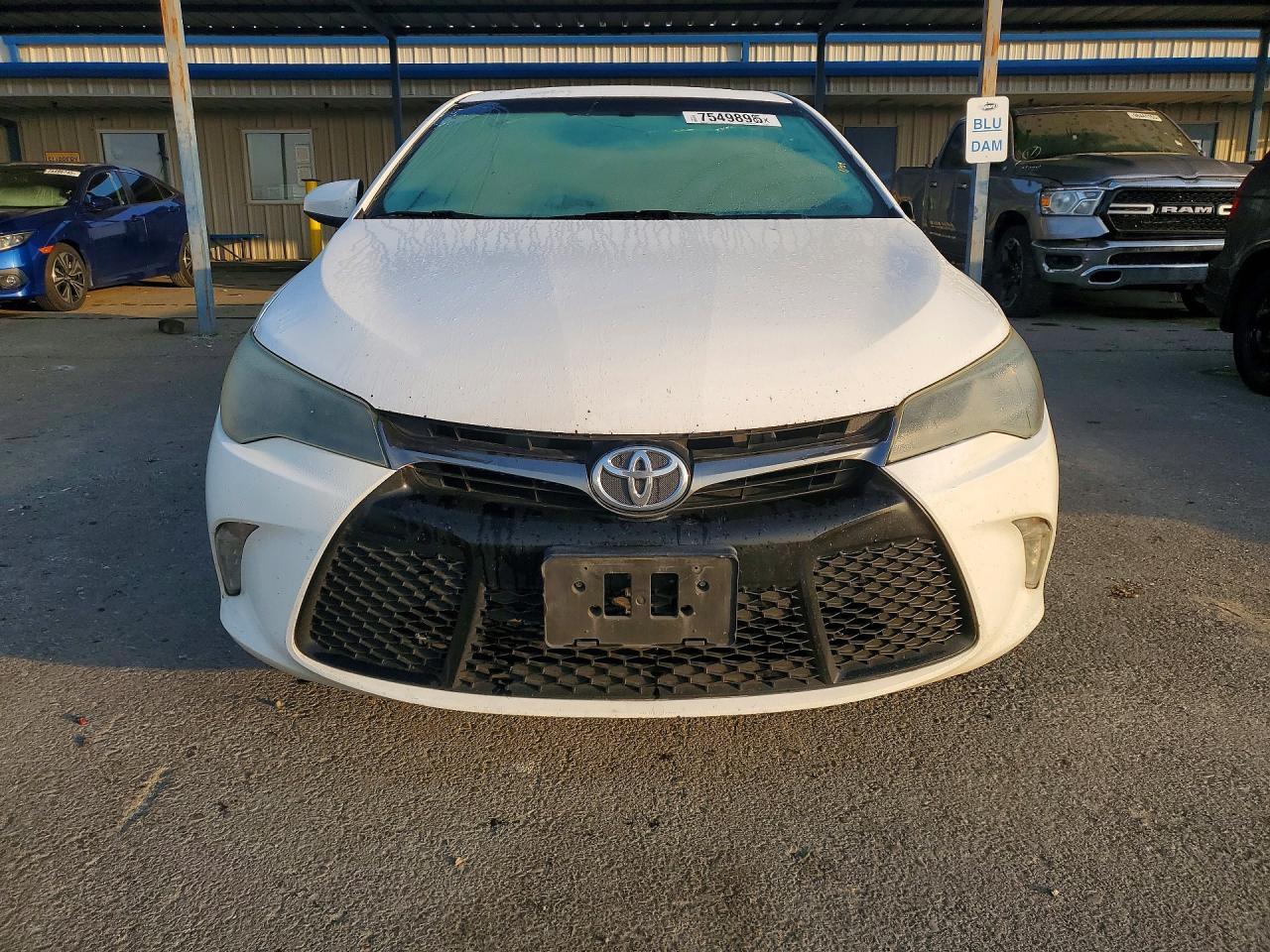 2015 TOYOTA CAMRY
