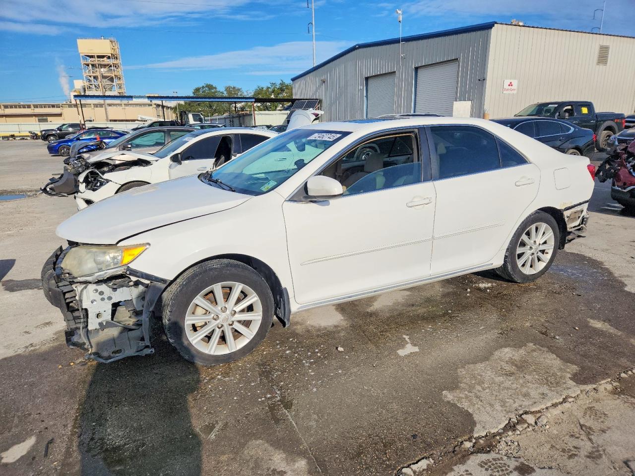 2014 TOYOTA CAMRY