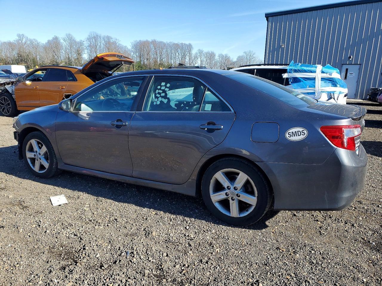 2014 TOYOTA CAMRY