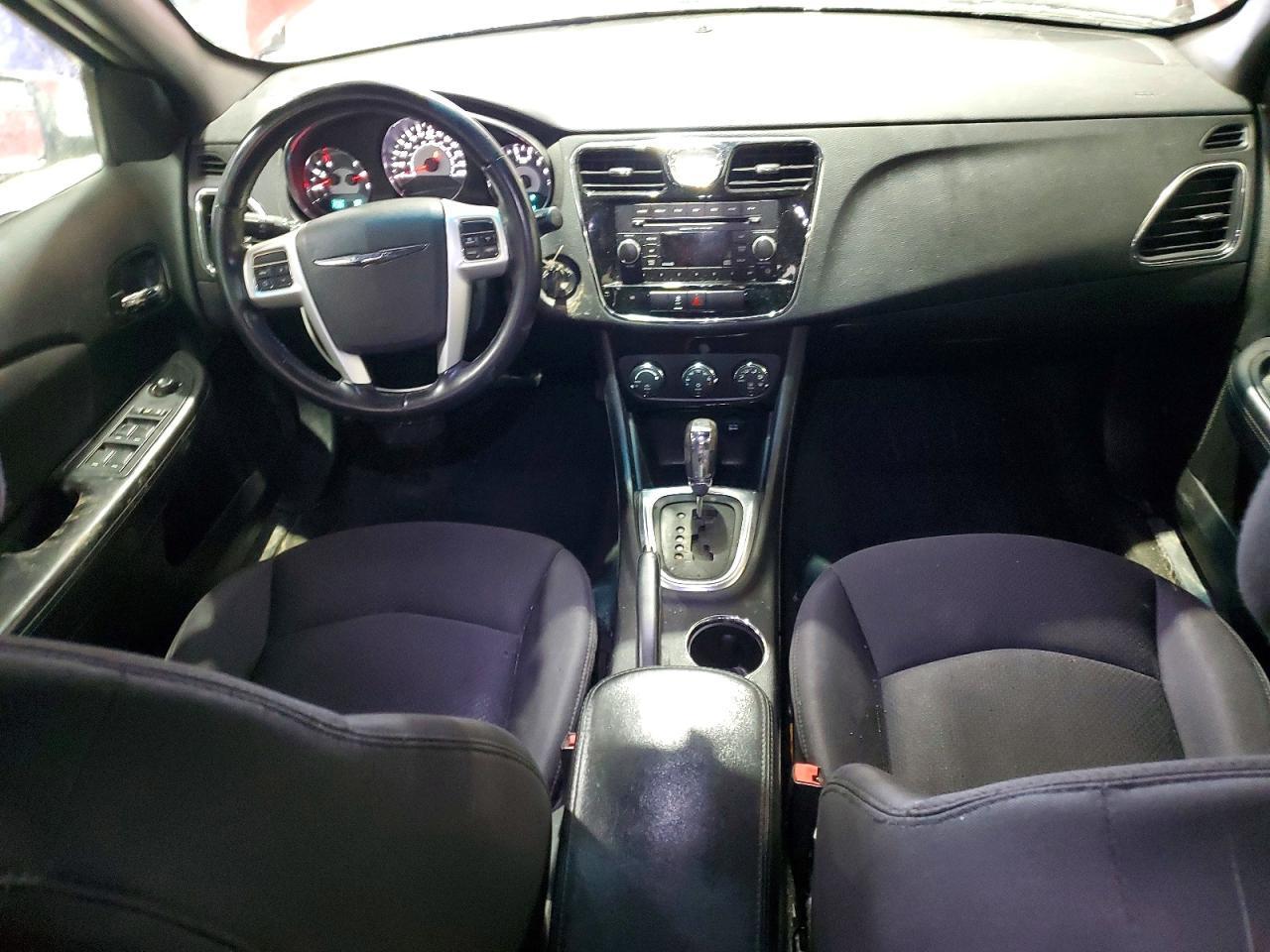 2014 CHRYSLER 200